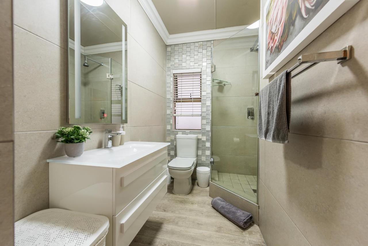 Beacon Wharf , George Hay 6 Seafront Apartment Mossel Bay