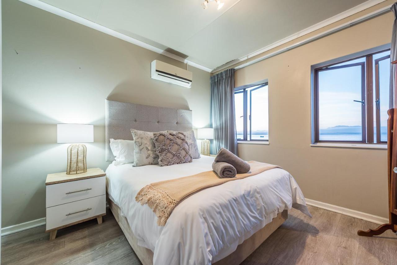 Beacon Wharf , George Hay 6 Seafront Apartment Mossel Bay